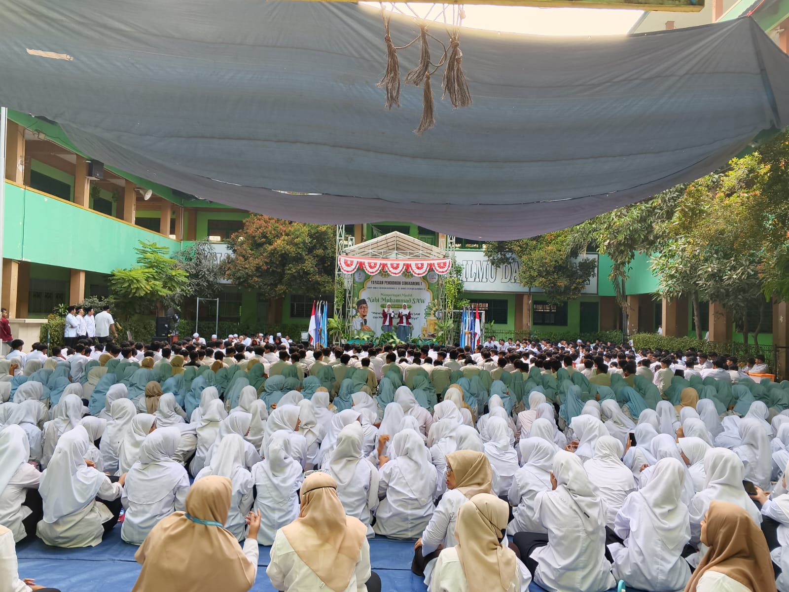 Peringatan Maulid Nabi Muhammad SAW